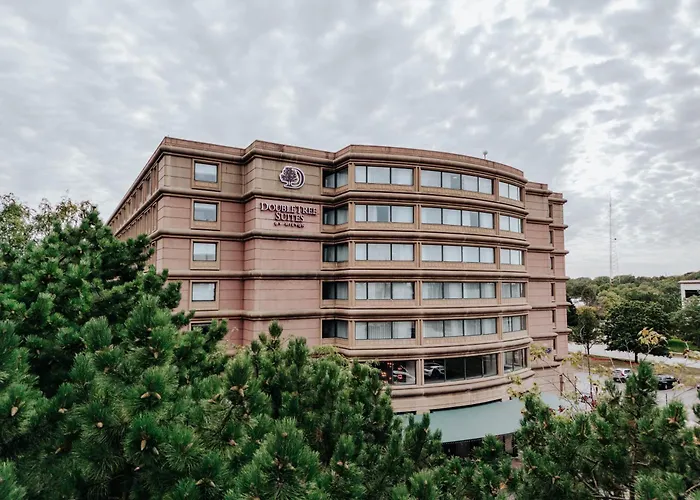 Doubletree Suites By Hilton Hotel & Conference Center Chicago-Downers Grove