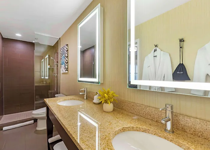 Best Western Plus Hawthorne Terrace Hotel